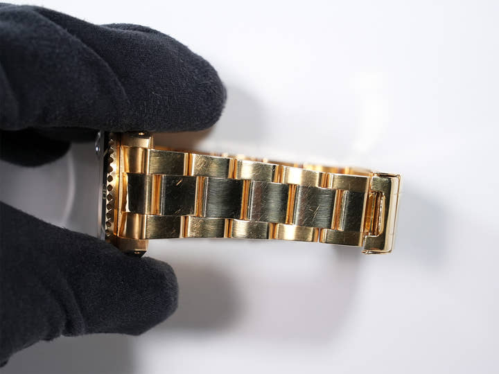 Rolex Submariner Date Ref.16808 Yellow Gold Black Dial Used kz6xee68
