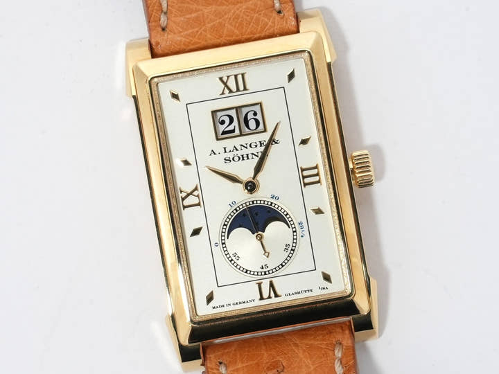 A. Lange & Söhne Cabaret Ref. 118.021 Yellow Gold Silver Dial Excellent Pre-owned zy7zp5p5