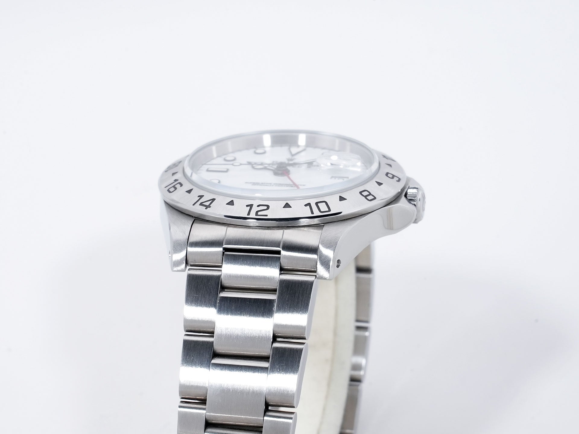 Rolex Explorer II Ref. 16570 Stainless Steel White Dial Oyster Bracelet Used mw3xqjaf