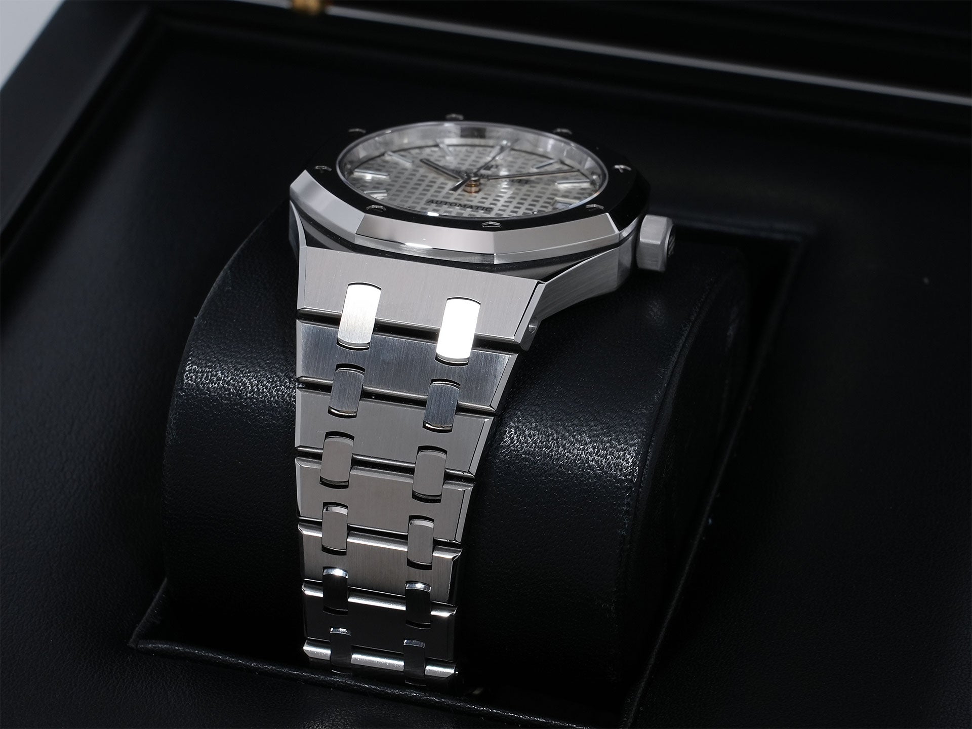 Audemars Piguet Royal Oak Ref.15450ST.OO.1256ST.01 Stainless Steel Silver Dial Excellent Condition y57zxg76