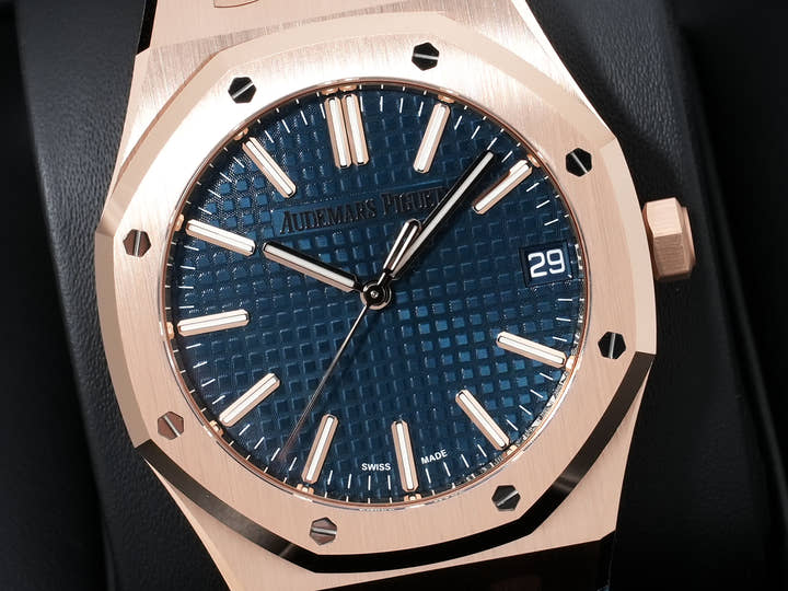 Audemars Piguet Royal Oak Ref.15510OR.OO.D315CR.02 Pink Gold Blue Dial Unused 4aooh9bz