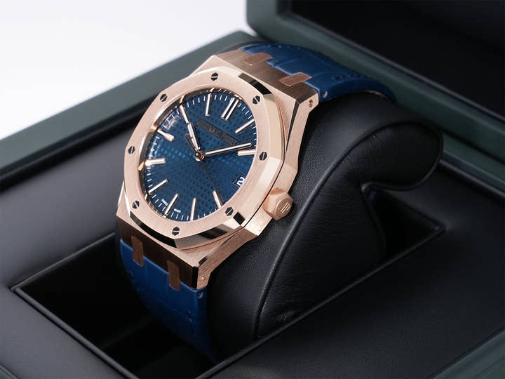 Audemars Piguet Royal Oak Ref.15510OR.OO.D315CR.02 Pink Gold Blue Dial Unused 4aooh9bz