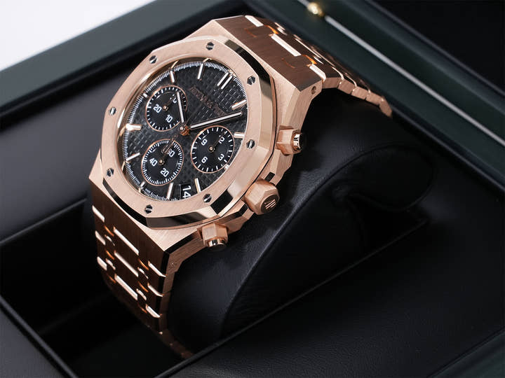 Audemars Piguet Royal Oak Chronograph Ref.26240OR.OO.D002CR.02 Pink Gold Black Dial Unused jw8af96r