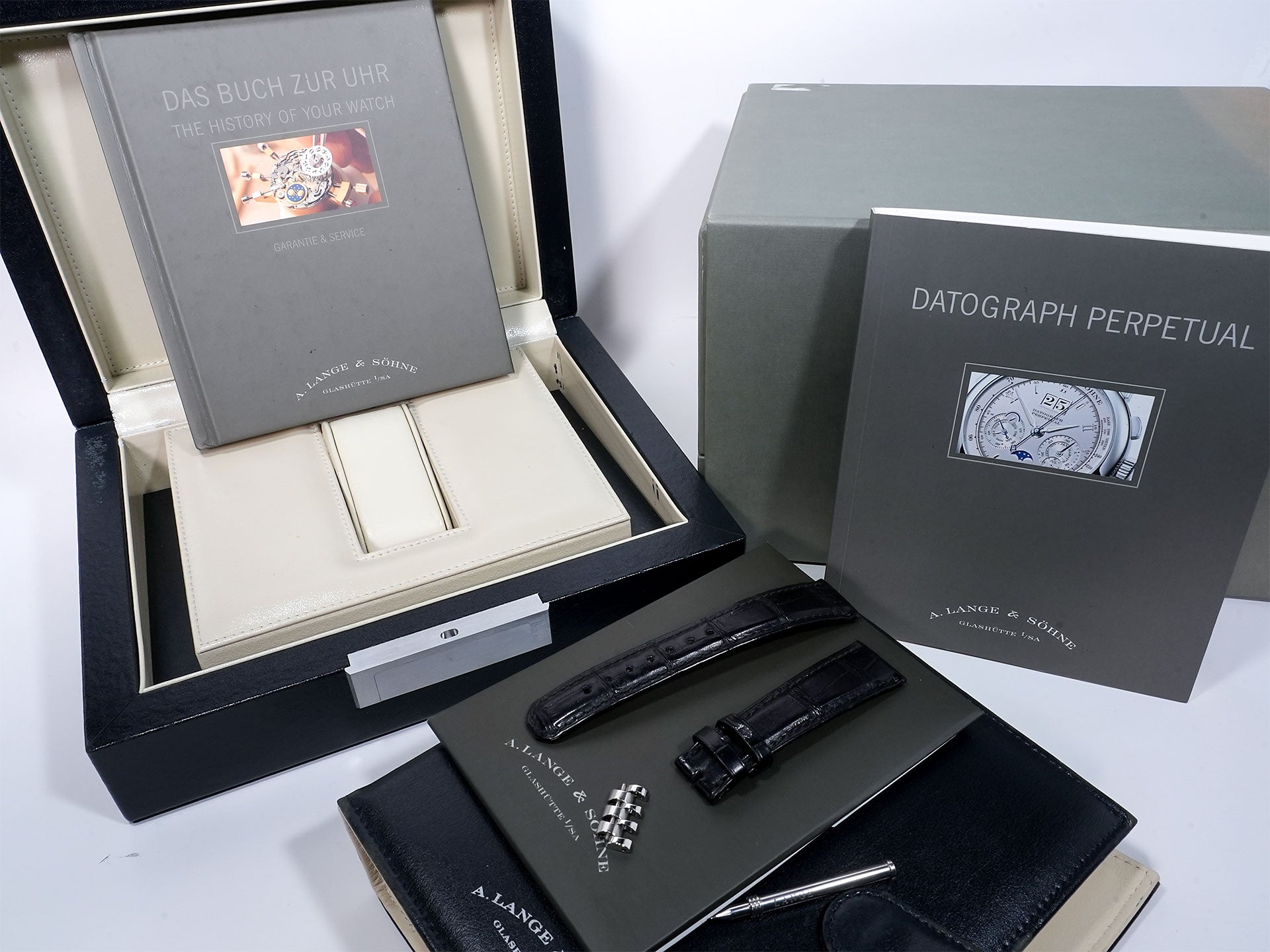 A. Lange & Söhne Datograph Perpetual Calendar Ref. 410.025 Platinum Silver Dial Excellent Condition qscrwm7e