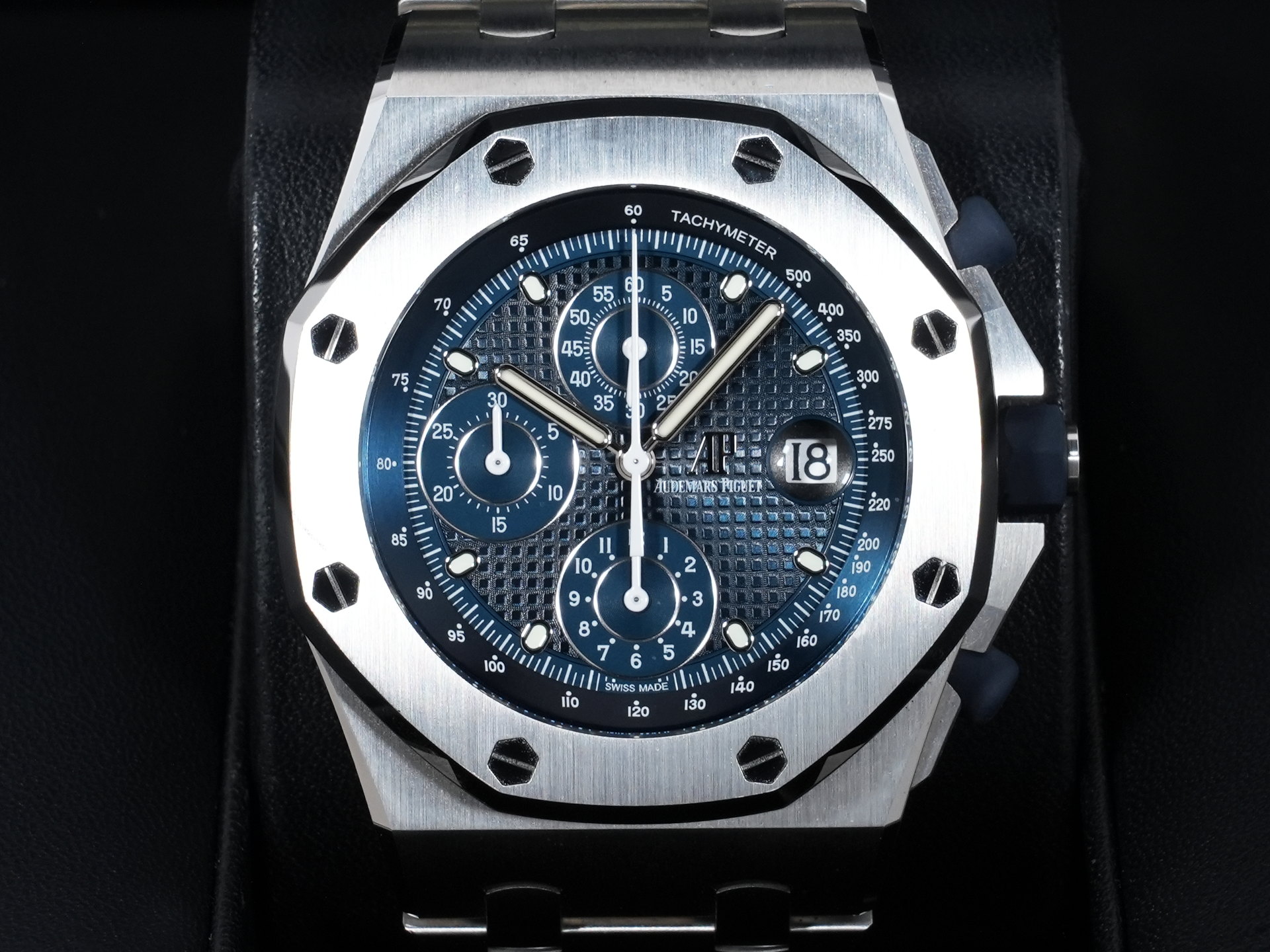 Audemars Piguet Royal Oak Offshore Chronograph Ref.26237ST.OO.1000ST.01 Stainless Steel Blue Dial Pre-owned 2ekzwz7k