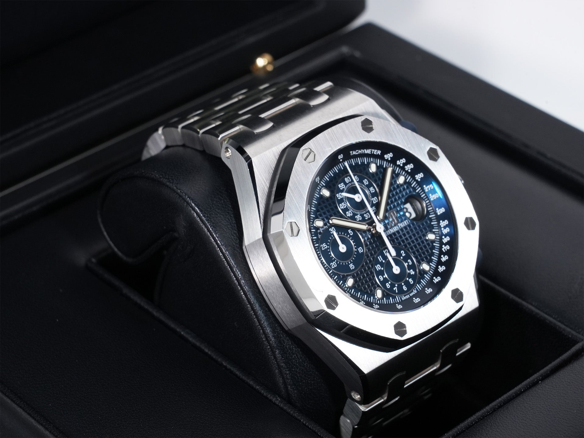 Audemars Piguet Royal Oak Offshore Chronograph Ref.26237ST.OO.1000ST.01 Stainless Steel Blue Dial Pre-owned 2ekzwz7k