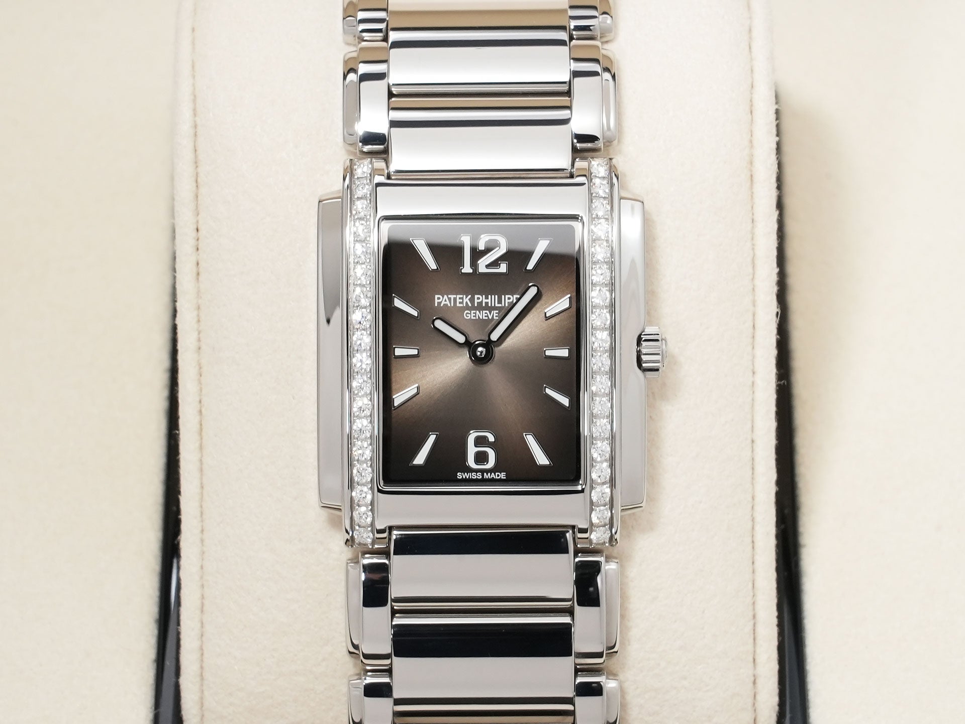 パテックフィリップ Twenty-4 Ref.4910/1200A-010 ステンレススチール グレー文字盤 美品 9kbzrpzn