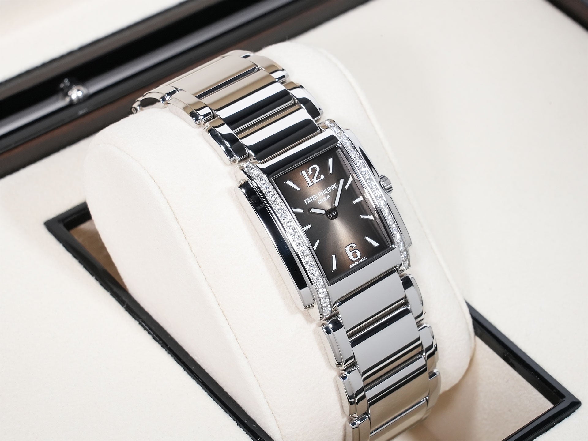 パテックフィリップ Twenty-4 Ref.4910/1200A-010 ステンレススチール グレー文字盤 美品 9kbzrpzn