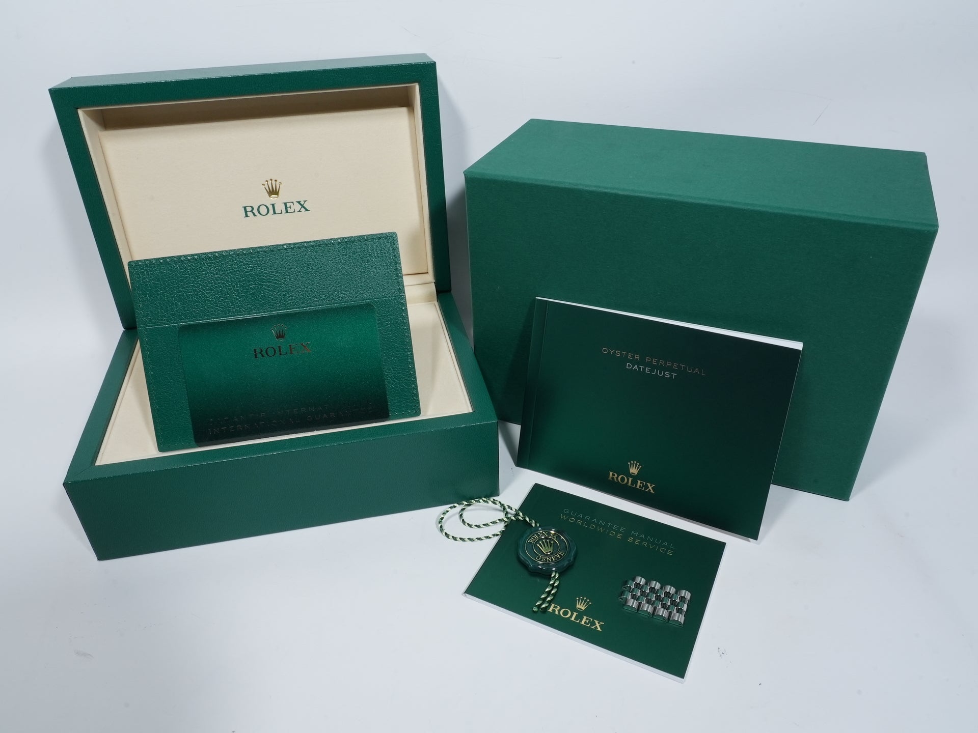 Rolex Datejust 41 Ref. 126334 Stainless Steel/White Gold Mint Green Dial Jubilee Bracelet Excellent Condition 3iwqeenh