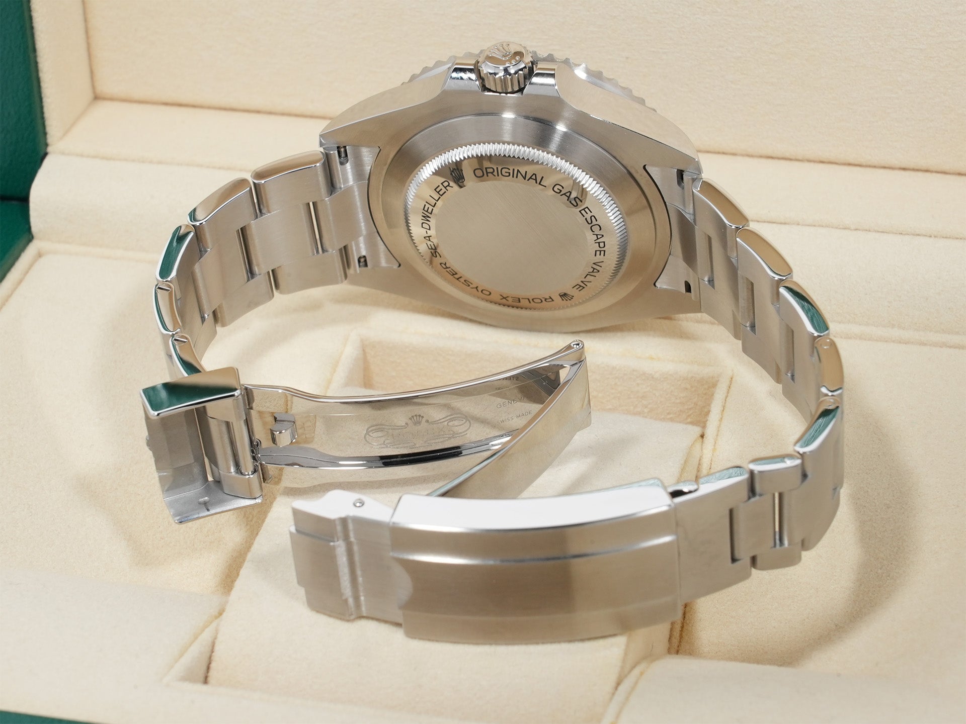 ロレックス シードゥエラー Ref.126600 ステンレススチール ブラック文字盤 美品 9joituzw