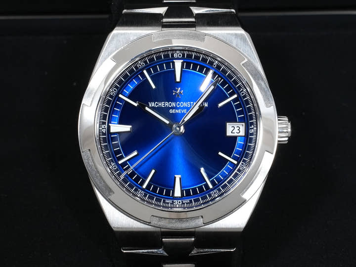 ヴァシュロンコンスタンタン オーヴァーシーズ Ref.4500V/110A-B128 ステンレススチール ブルー文字盤 中古 f6vbkoii