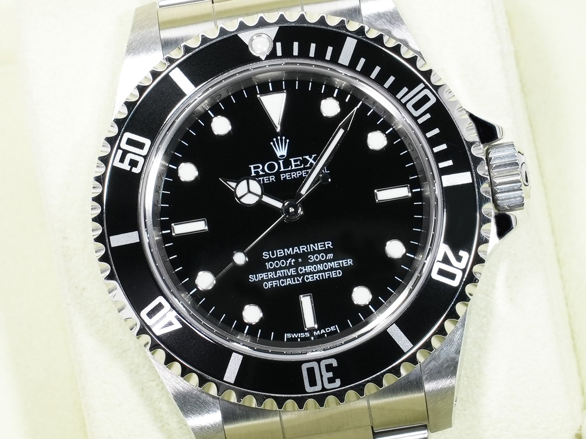 Rolex Submariner No-Date Ref. 14060M Stainless Steel Black Dial Excellent Used xcu2ywqy