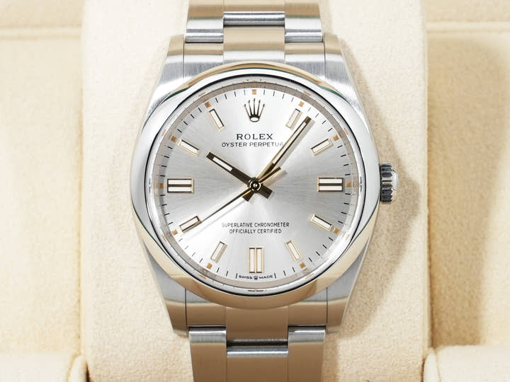 ロレックス オイスターパーペチュアル36 Ref.126000 ステンレススチール シルバー文字盤 未使用 wqj5vybc