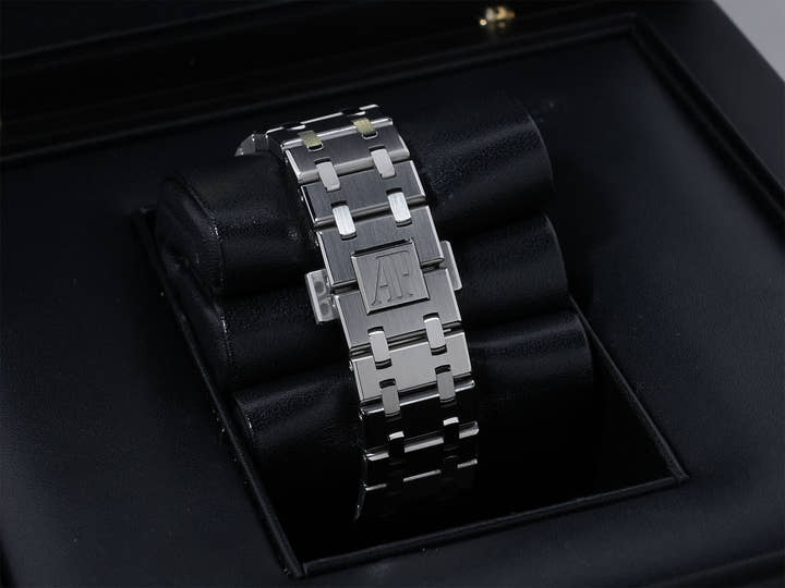 オーデマピゲ ロイヤルオーク Ref.15450ST.OO.1256ST.03 ステンレススチール ブルー文字盤 美中古 wnk6hz66