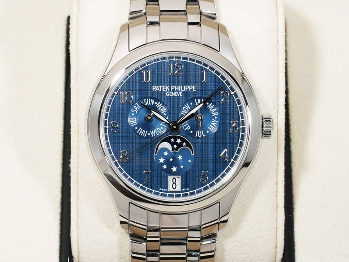 パテックフィリップ アニュアルカレンダー ムーンフェイズ Ref.4947/1A-001 ステンレススチール ブルー文字盤 中古 vyfcveh6