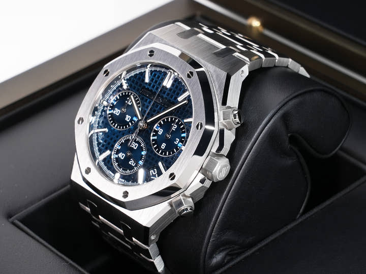 オーデマピゲ ロイヤルオーク クロノグラフ 50周年記念 Ref.26240ST.OO.1320ST.01 ステンレススチール ブルー文字盤 未使用 ypjbcjne