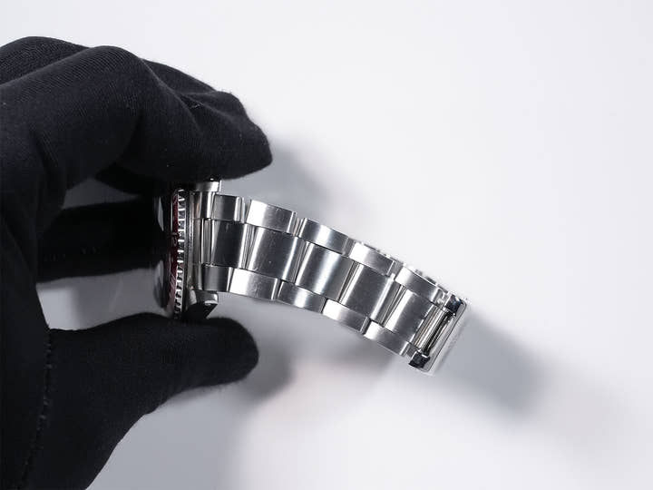 ロレックス GMTマスター Ref.1675 ステンレススチール ブラック文字盤 オイスターブレスレット 中古 9ve7g3tx