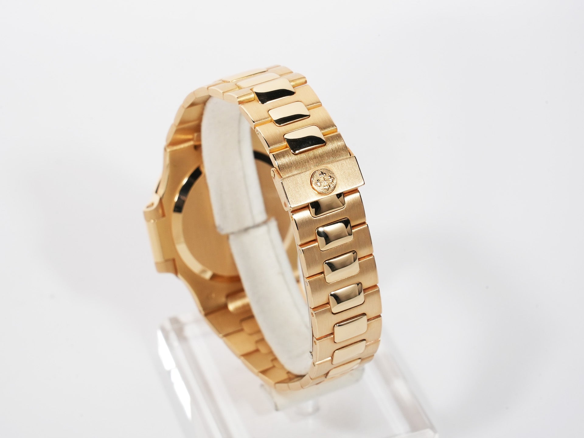 Patek Philippe Nautilus Ref. 3800/1J Yellow Gold Champagne Dial Excellent Condition dgv98pdq