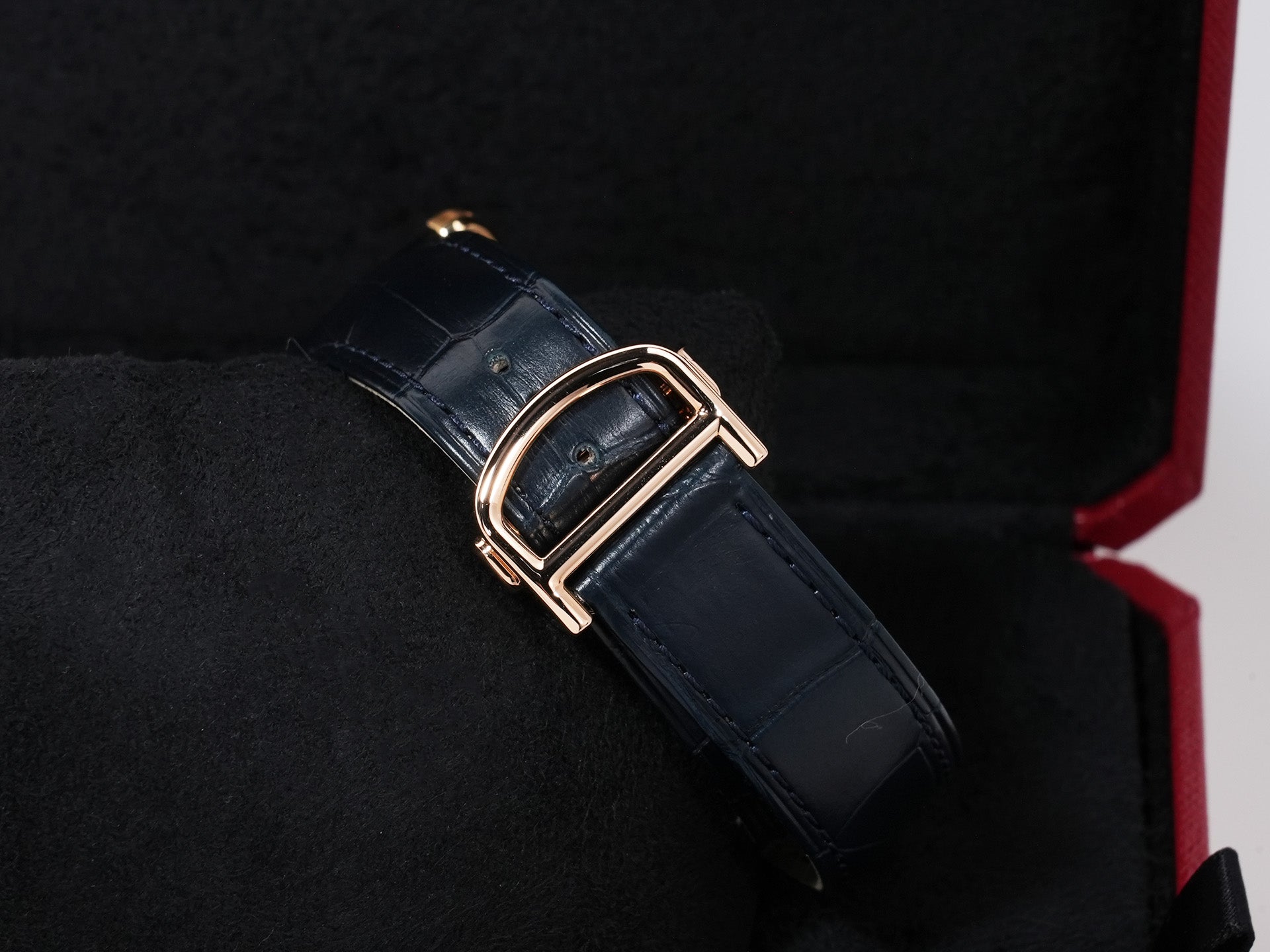 Cartier Tank Américaine LM Ref. WGTA0300 Yellow Gold Silver Dial Excellent Used Condition rjwgf29a