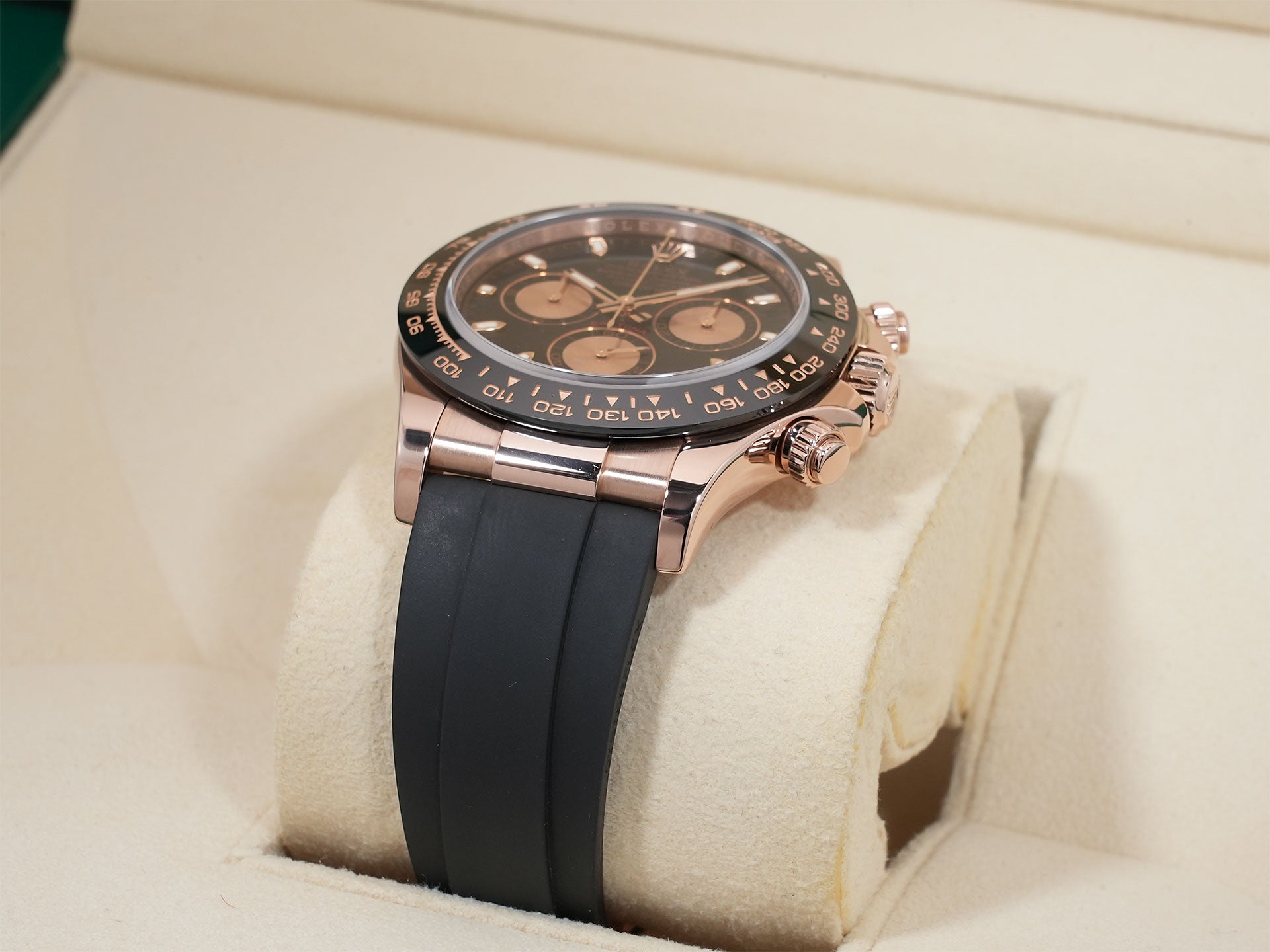 Rolex Daytona Ref. 116515LN Everose Gold Black x Pink Dial A condition 9jbqc5bk