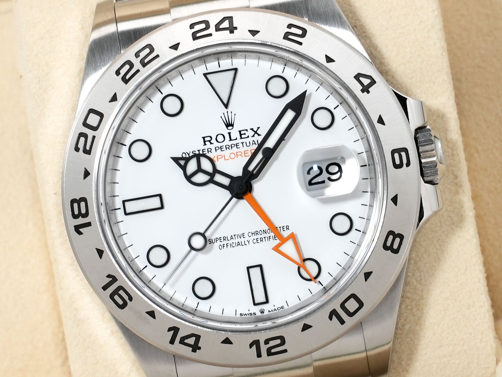 ROLEX Explorer II Ref.226570 Stainless Steel White Dial Oyster Bracelet Pre-owned f2rwkx6m