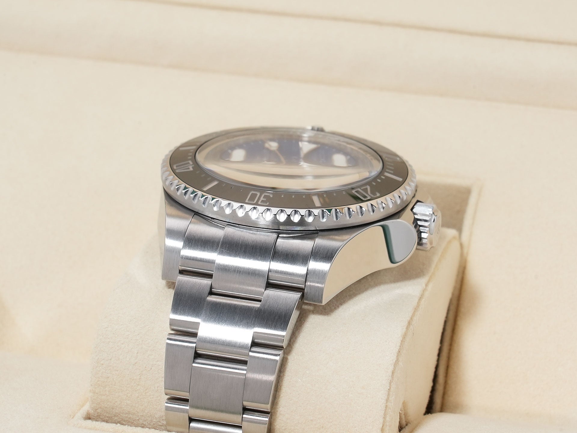 Rolex Sea-Dweller Deepsea Ref. 116660 Stainless Steel D-Blue Dial Excellent Condition 7e2gg99k