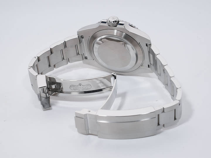 Rolex Submariner No-Date Ref. 114060 Stainless Steel Black Dial Excellent Condition m84vzpr8