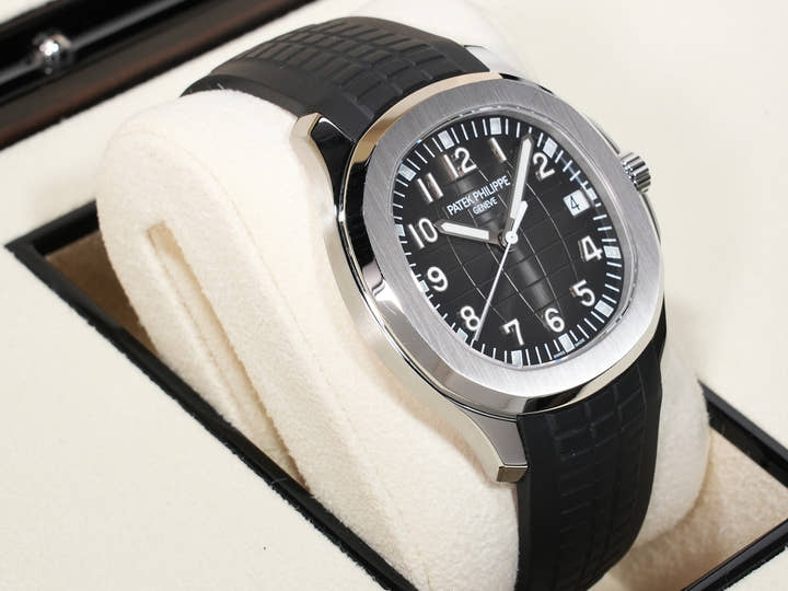 パテックフィリップ アクアノート Ref.5167A-001 ステンレススチール ブラック文字盤 中古 9esw6avq