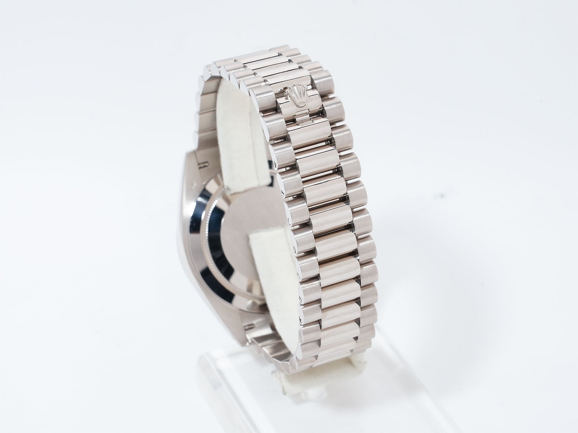 ロレックス デイデイト40 Ref.228239 ホワイトゴールド オリーブグリーン文字盤 中古 zhovcmh8