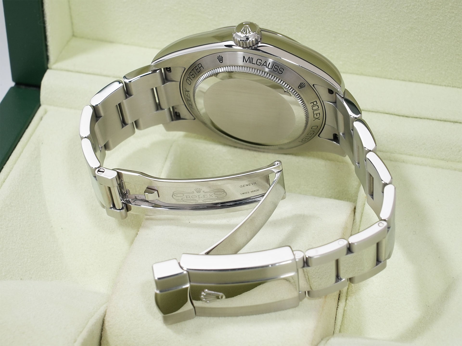 ロレックス ミルガウス Ref.116400 ステンレススチール ホワイト文字盤 中古 wxmhdsq8