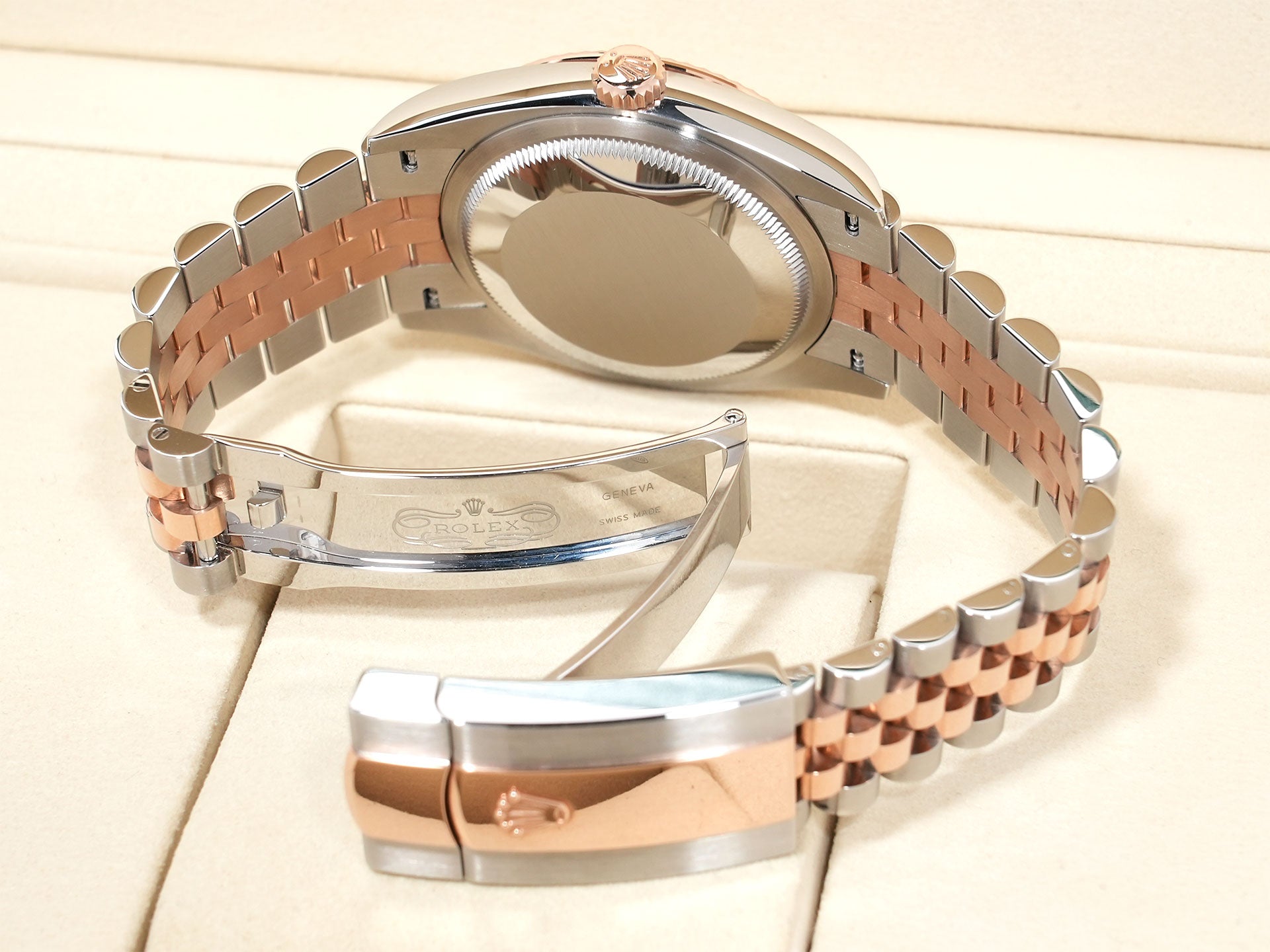 ロレックス デイトジャスト36 Ref.126231G ステンレススチール/エバーローズゴールド シルバーフルーテッドモチーフ10Pダイヤ文字盤 ジュビリーブレスレット 未使用 5y2mcyy6