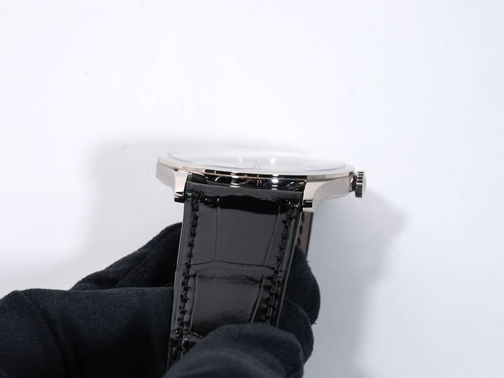 パテックフィリップ カラトラバ Ref.5196G-001 ホワイトゴールド シルバー文字盤 美中古 jyeshwhu