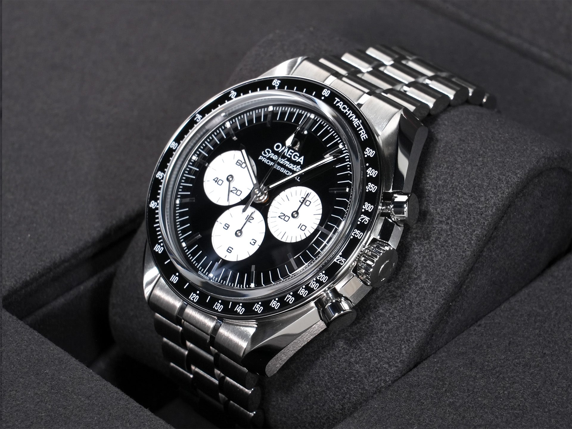 オメガ スピードマスター ムーンウォッチ プロフェッショナル Ref.310.30.42.50.01.004 ステンレススチール ブラックxホワイト文字盤 未使用 q4zv4dxo