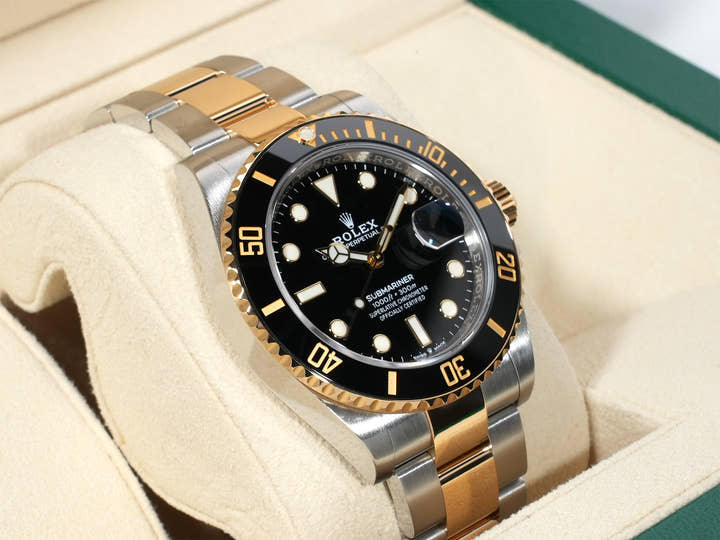 ロレックス サブマリーナー デイト Ref.126613LN ステンレススチール/イエローゴールド ブラック文字盤 美品 iu55dqv2