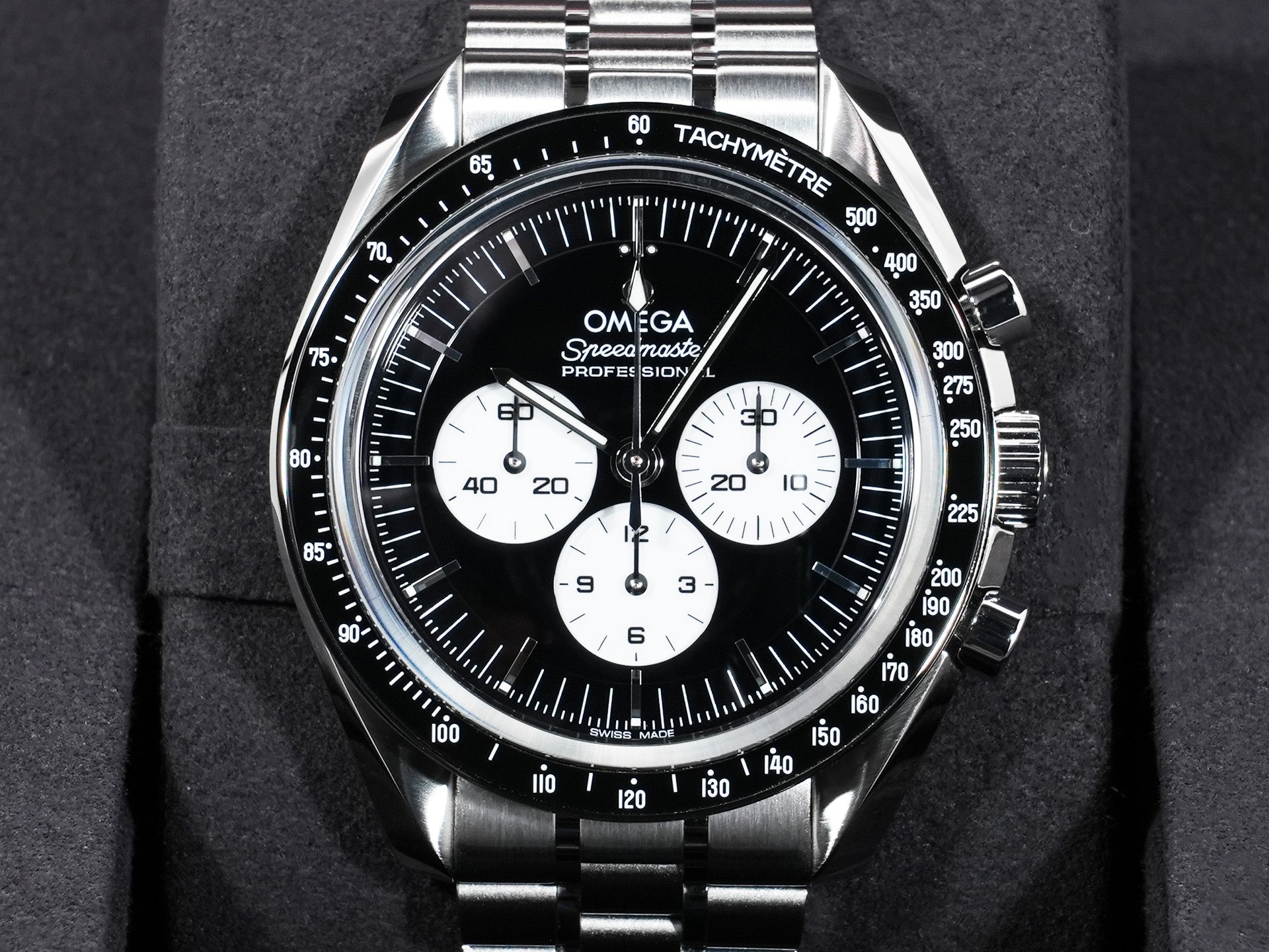 オメガ スピードマスター ムーンウォッチ プロフェッショナル Ref.310.30.42.50.01.004 ステンレススチール ブラックxホワイト文字盤 未使用 eprvx5rf