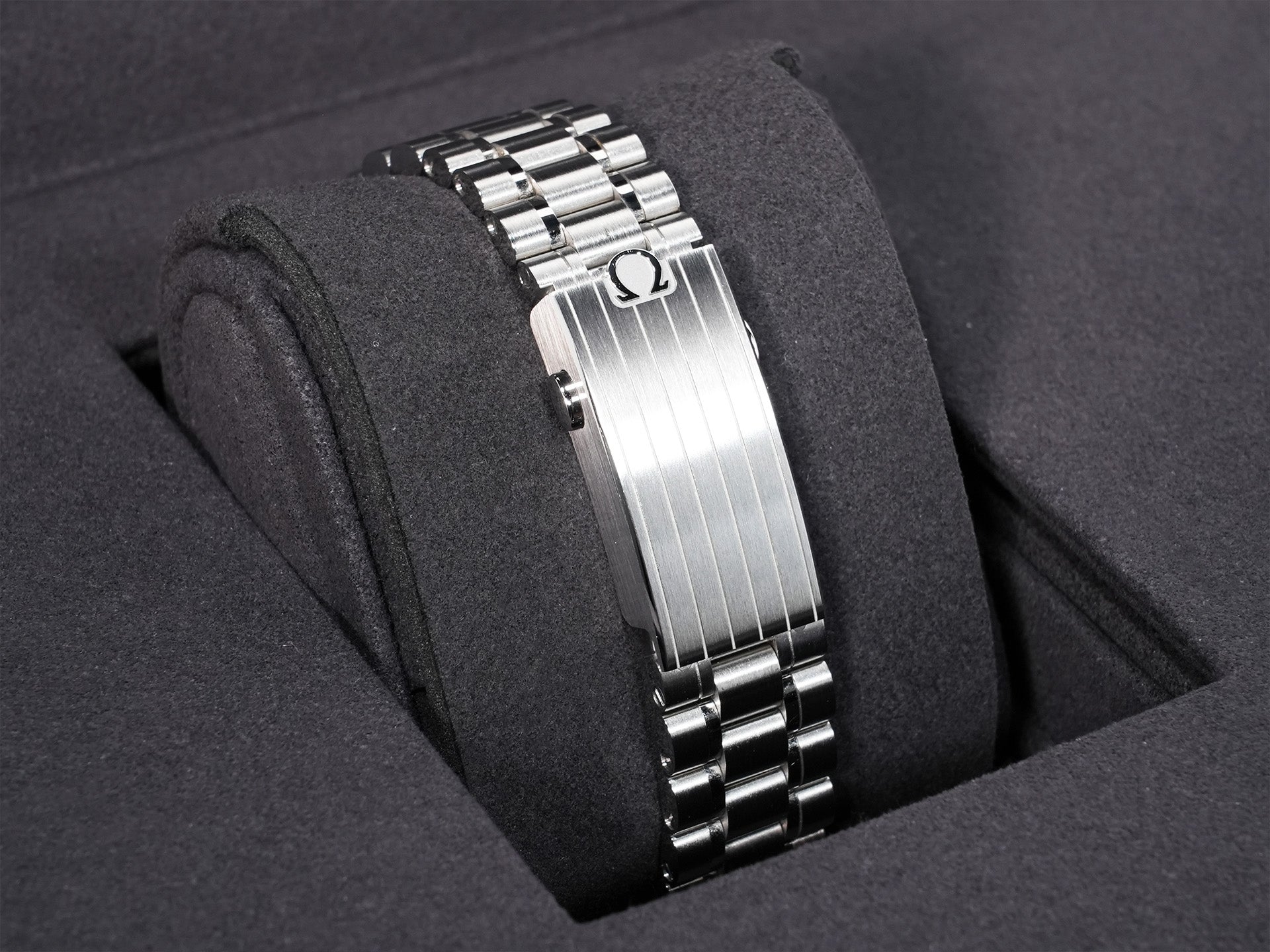 オメガ スピードマスター ムーンウォッチ プロフェッショナル Ref.310.30.42.50.01.004 ステンレススチール ブラックxホワイト文字盤 未使用 eprvx5rf