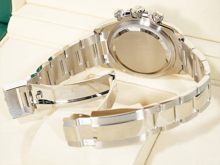 ロレックス デイトナ Ref.126500LN ステンレススチール ブラック文字盤 未使用 em4m2v4y