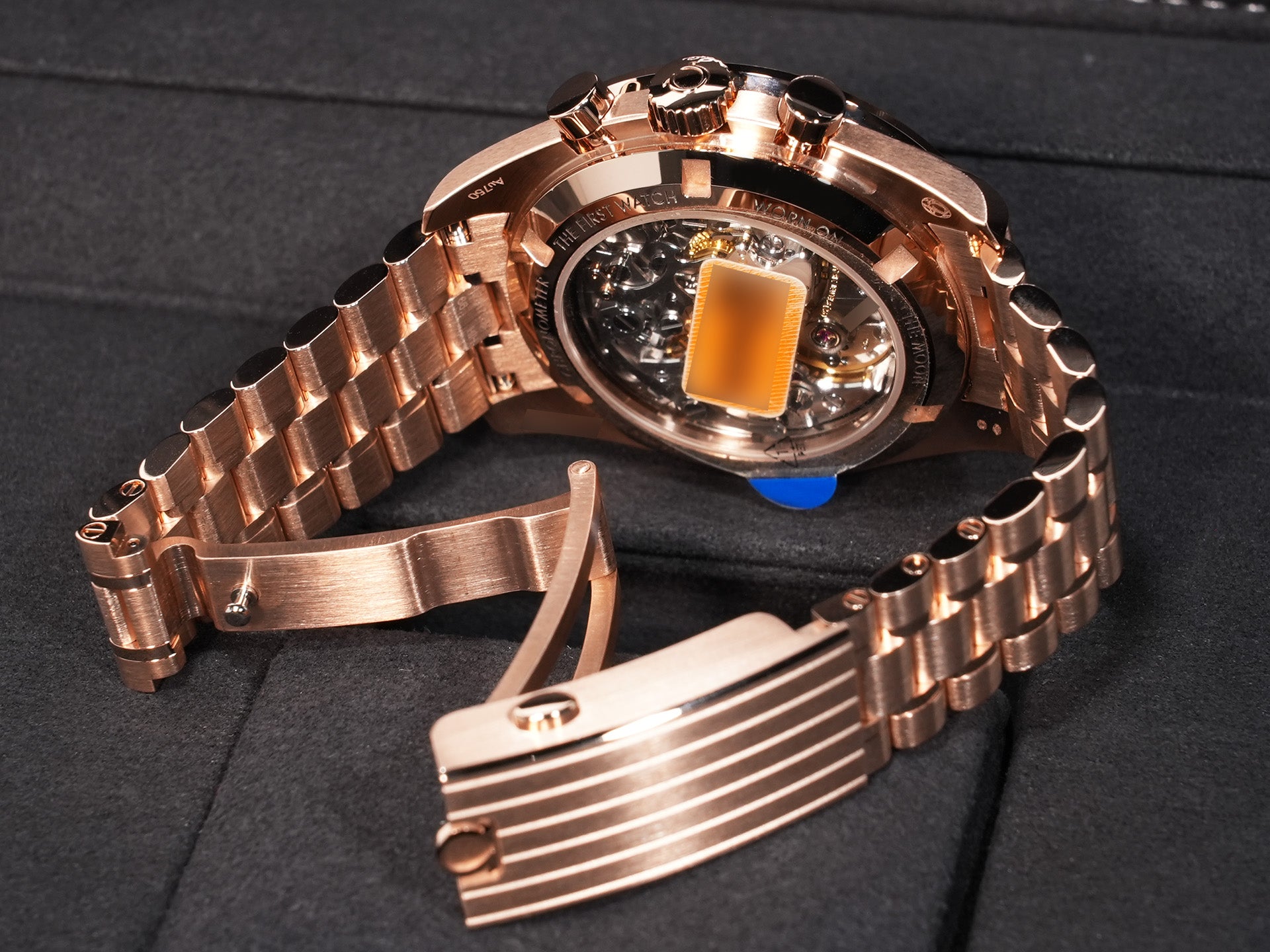 オメガ スピードマスター ムーンウォッチ プロフェッショナル Ref.310.55.42.50.13.001 セドナゴールド ブラウン文字盤 未使用 yggssm86