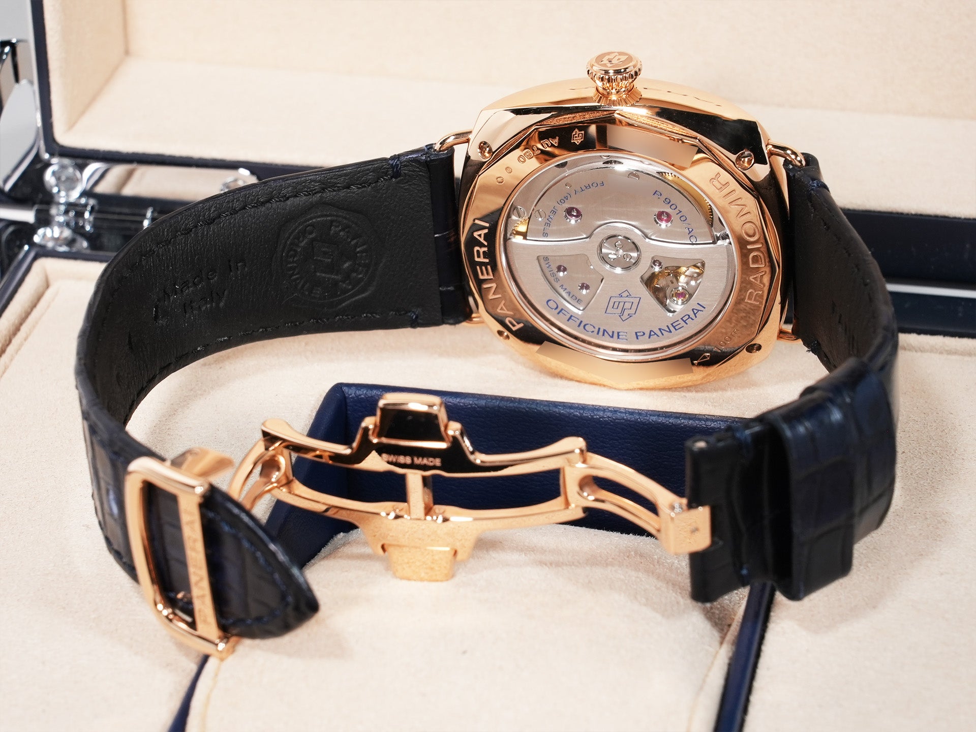 Panerai Radiomir Annual Calendar Goldtech Ref. PAM01363 Polished Panerai Goldtech Blue Dial Excellent Used Condition oxs3qgsk