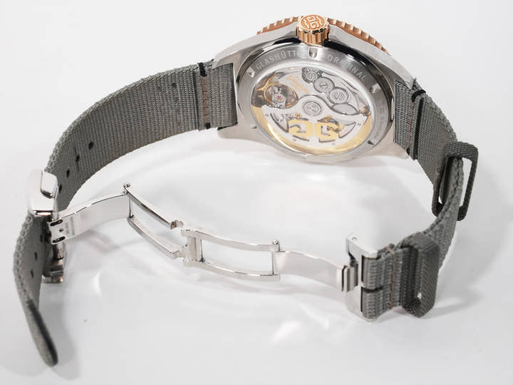 Glashütte Original SeaQ Panorama Date Ref. 1-36-13-04-91-34 Red Gold/Stainless Steel Grey Dial Excellent Condition yewfuq2z