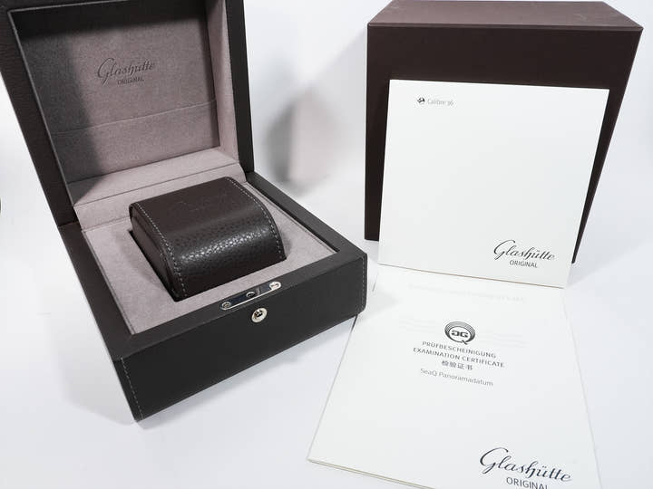 Glashütte Original SeaQ Panorama Date Ref. 1-36-13-04-91-34 Red Gold/Stainless Steel Grey Dial Excellent Condition yewfuq2z
