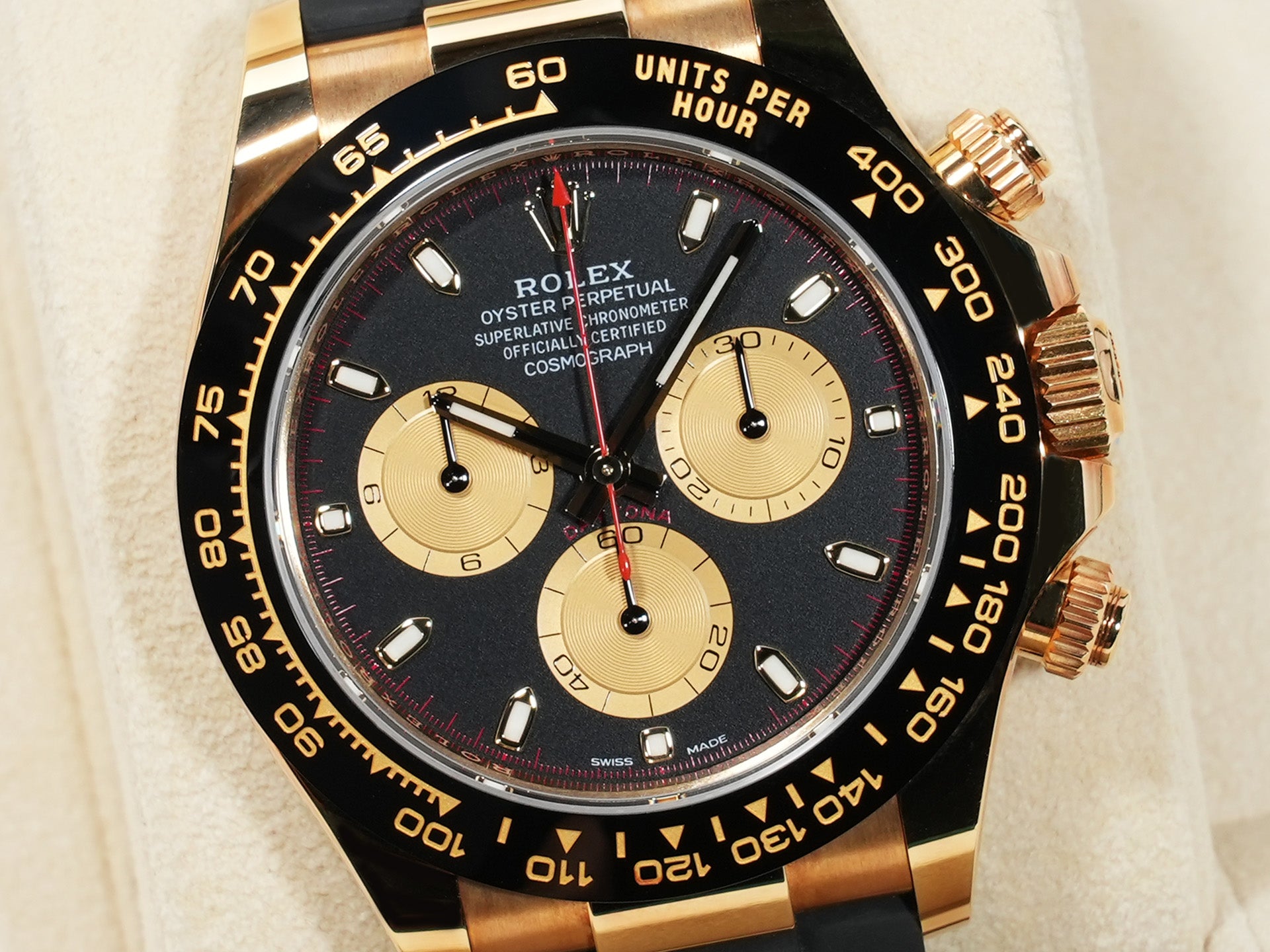 ROLEX Daytona Ref. 116518LN Yellow Gold Black x Champagne Dial Used 9x98r6wz