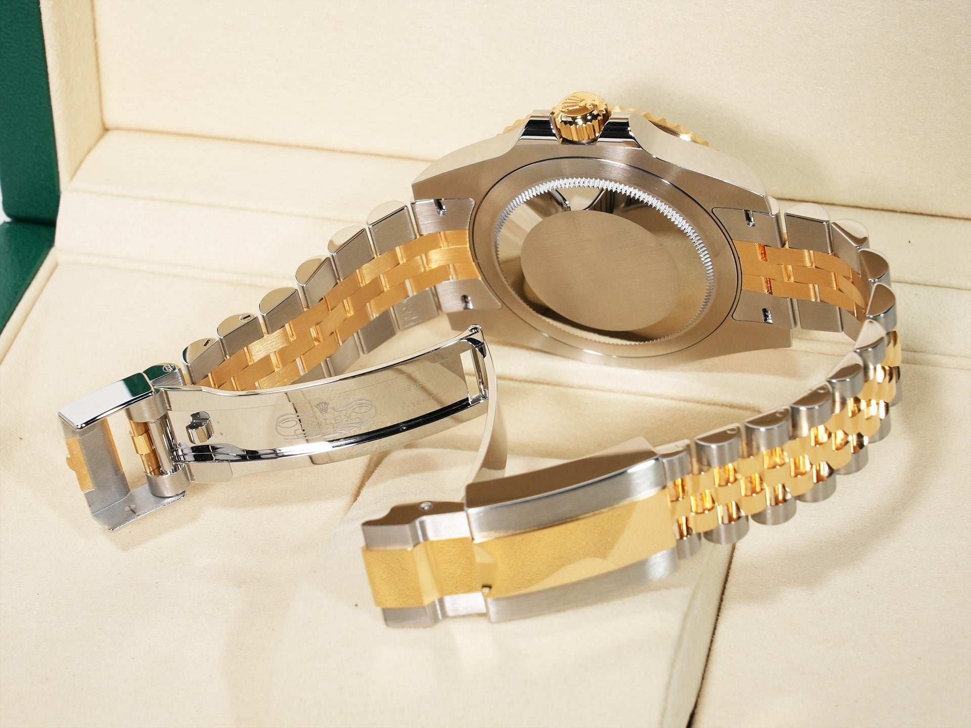 Rolex GMT-Master II Ref.126713GRNR Stainless Steel/Yellow Gold Black Dial Jubilee Bracelet Unused j9ybxrfz
