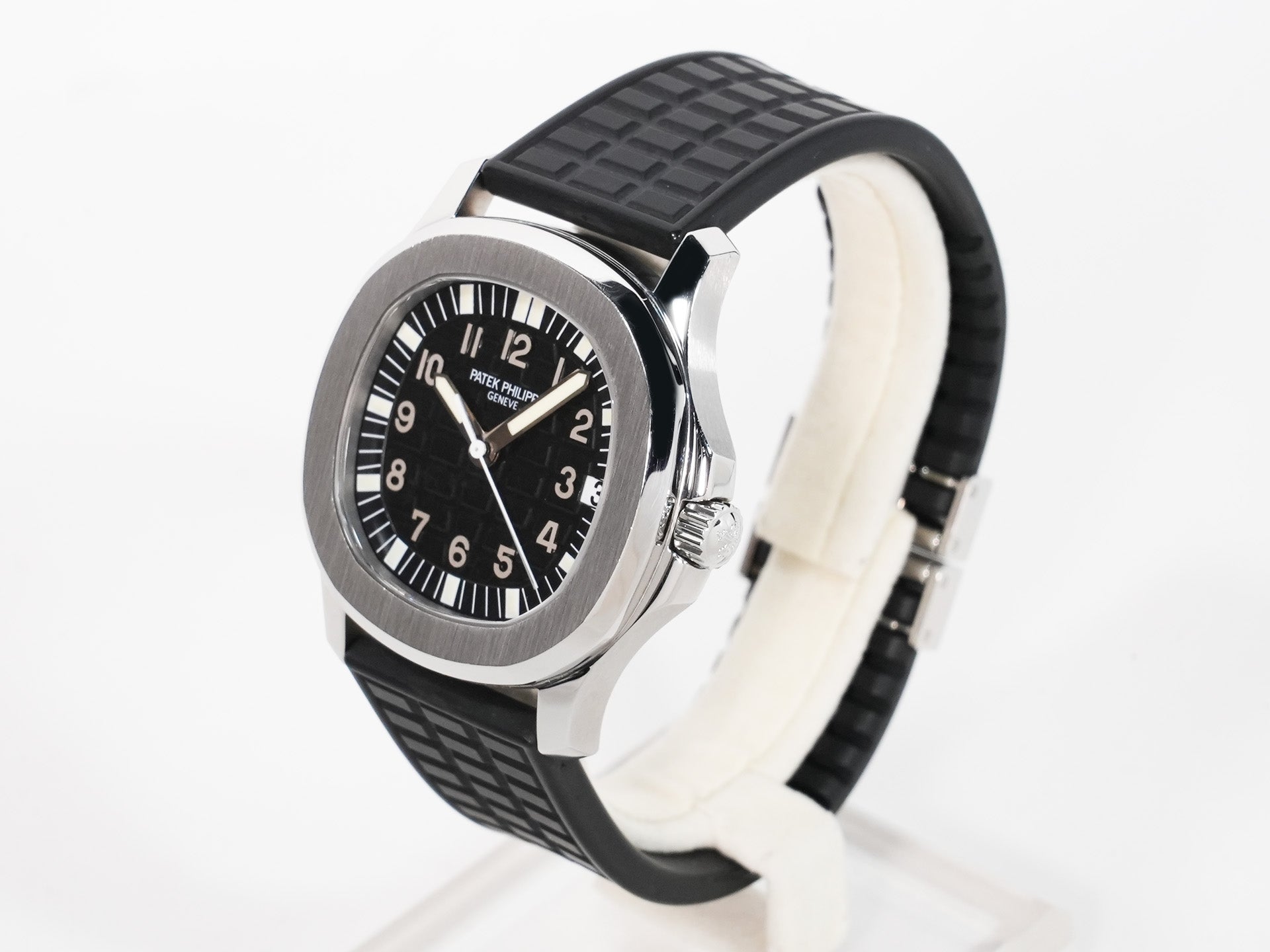 パテックフィリップ アクアノート ミディアム Ref.5066A-001 ステンレススチール ブラック文字盤 中古 ytgxb2ed