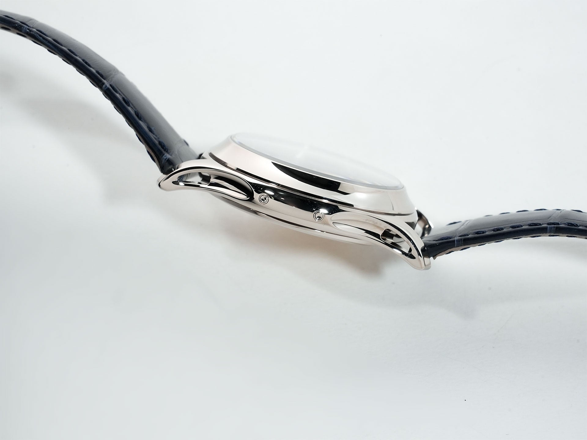 パテックフィリップ アニュアルカレンダー Ref.5205G-013 ホワイトゴールド ブルーブラックグラデーション文字盤 美中古 mwbfh73b