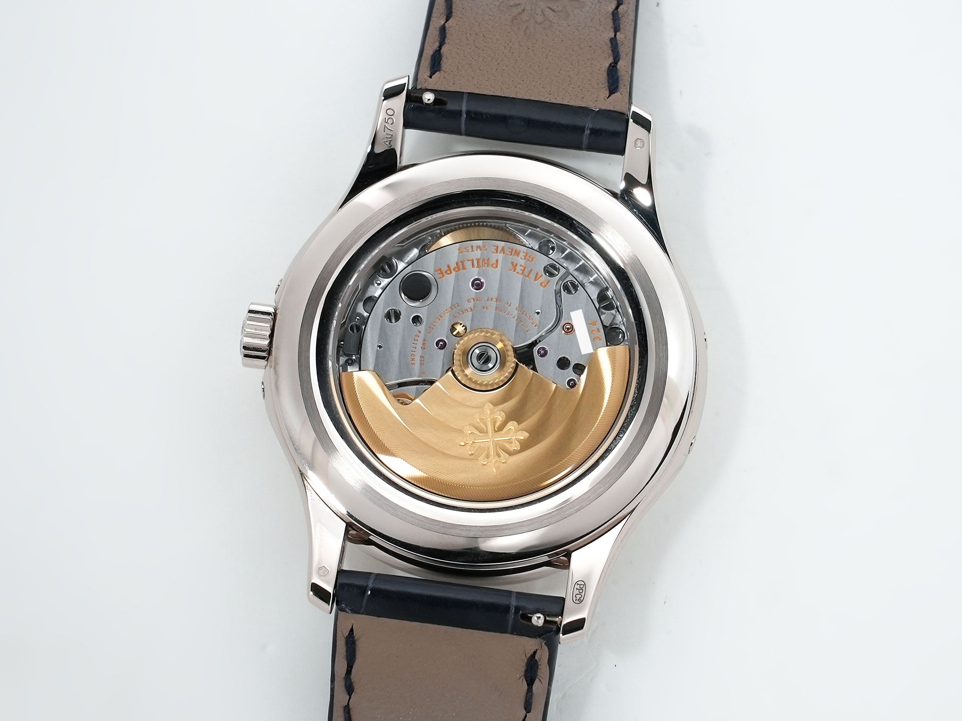 パテックフィリップ アニュアルカレンダー Ref.5205G-013 ホワイトゴールド ブルーブラックグラデーション文字盤 美中古 mwbfh73b