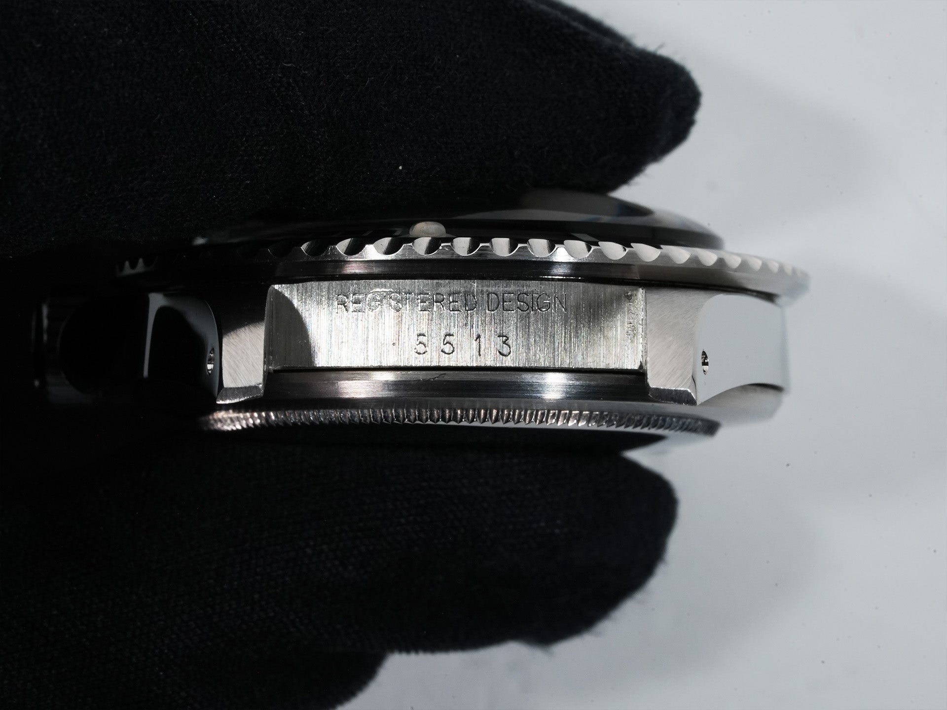 Rolex Submariner Ref. 5513 Stainless Steel Black Dial Pre-Owned pm4ucbfp
