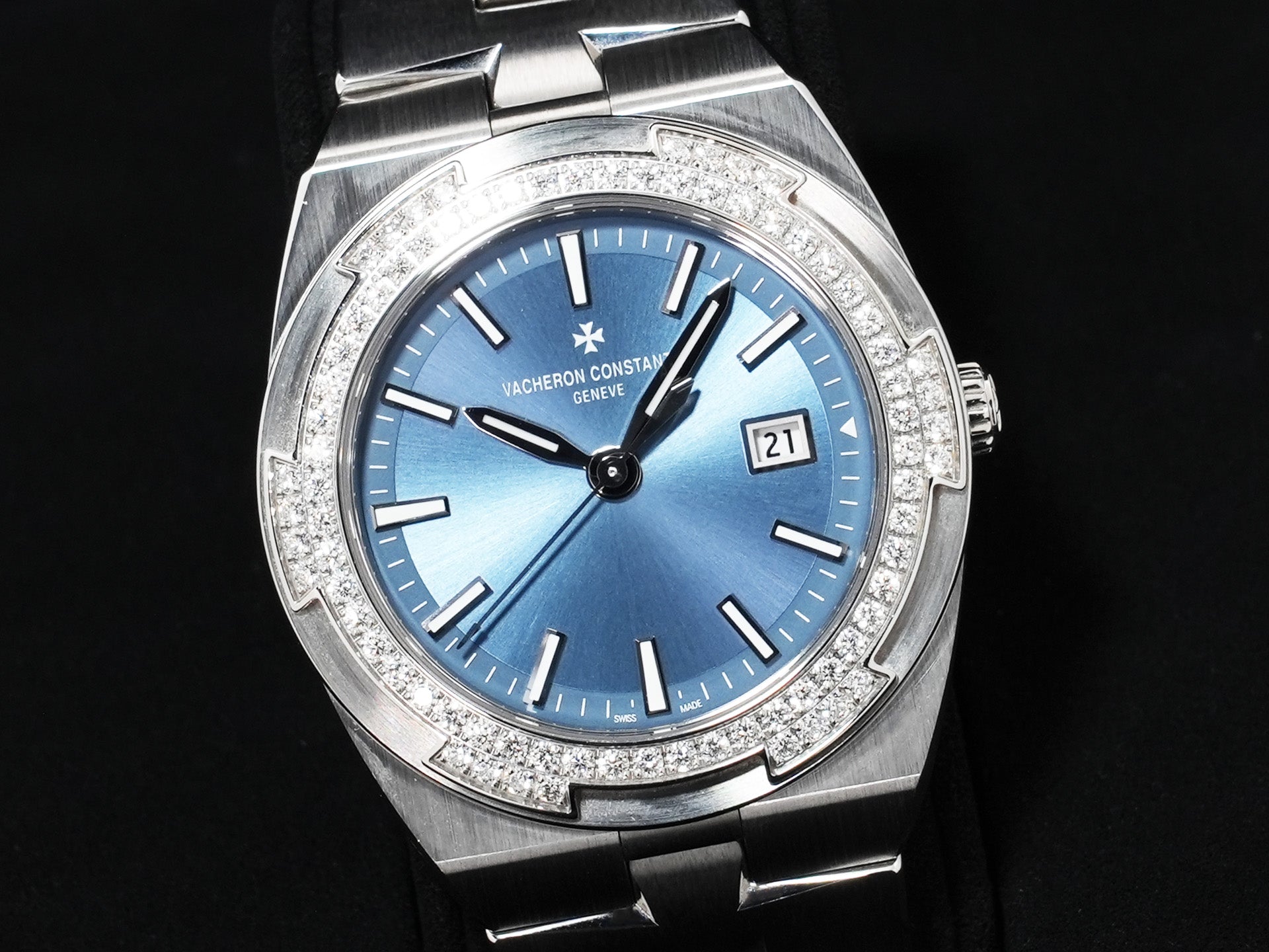 Vacheron Constantin Overseas Quartz Ref. 1205V/100A-B590 Stainless Steel Denim Blue Dial Used hfedjr85