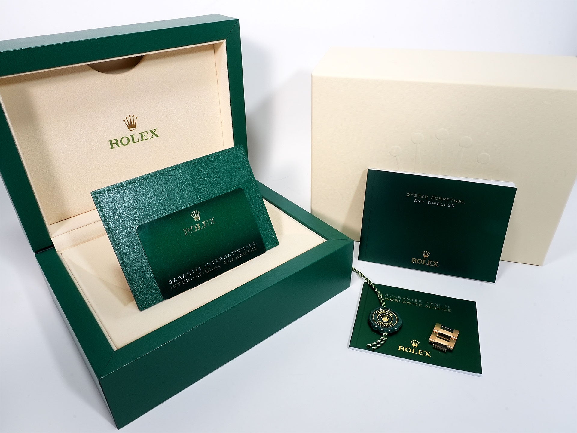 Rolex Sky-Dweller Ref.336938 Yellow Gold Green Dial Excellent Condition kzn24ozj
