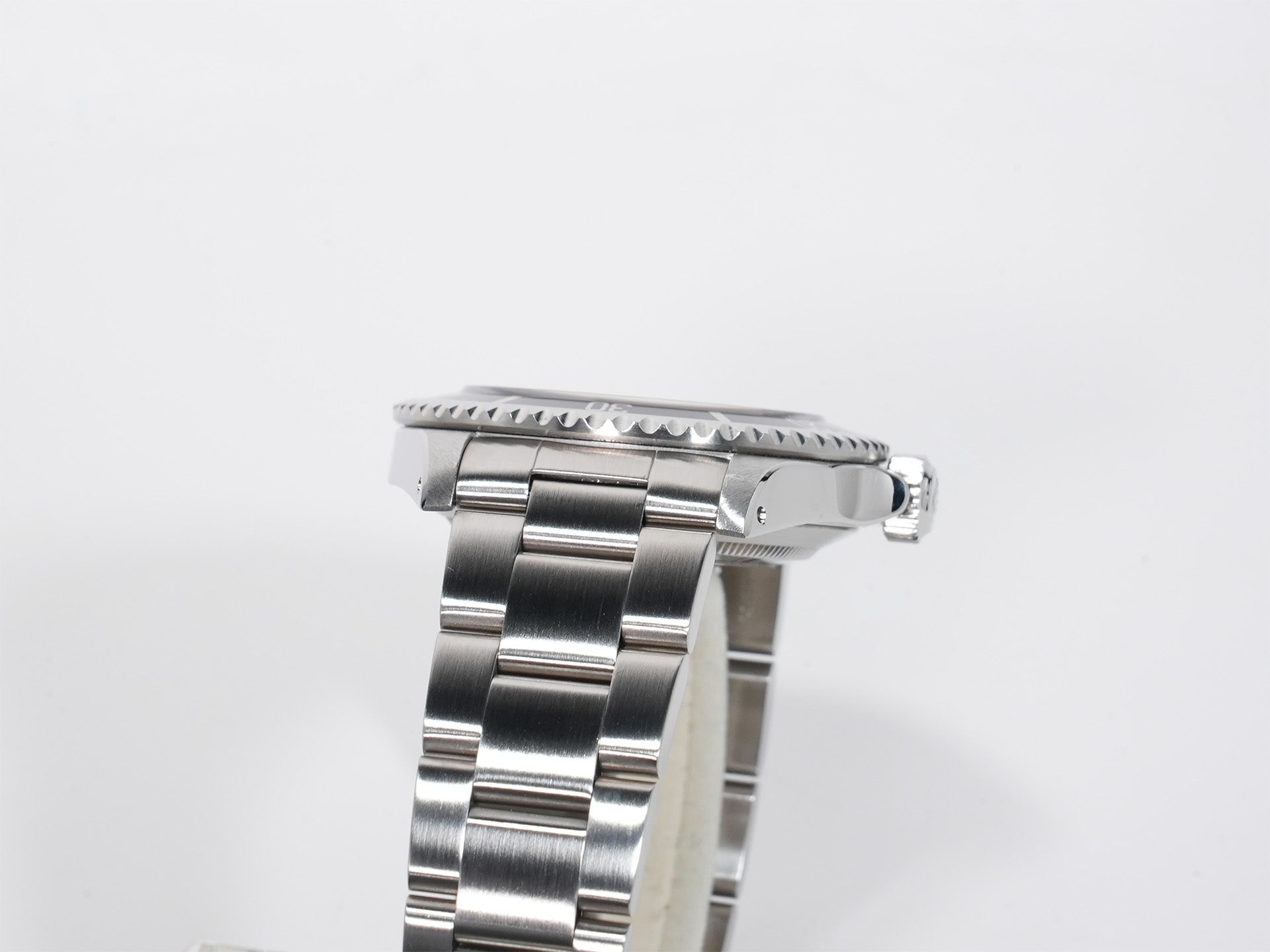 Rolex Submariner No-Date Ref. 14060 Stainless Steel Black Dial Excellent Condition 7gaybbvv